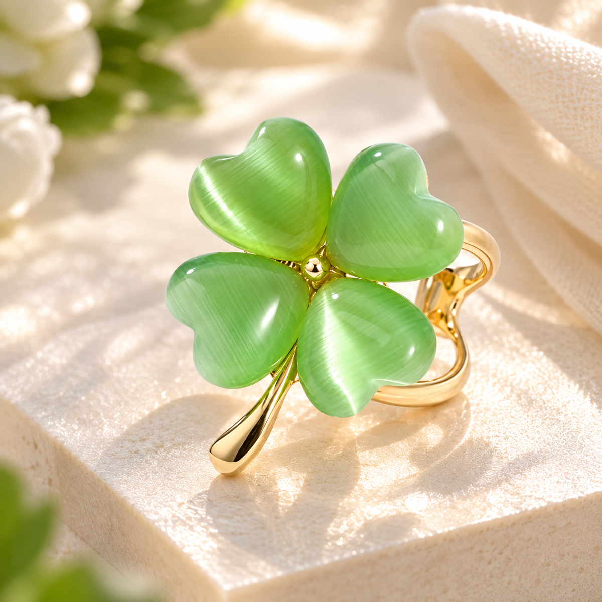 Cat’s Eye Four-Leaf Clover Silk Scarf Ring