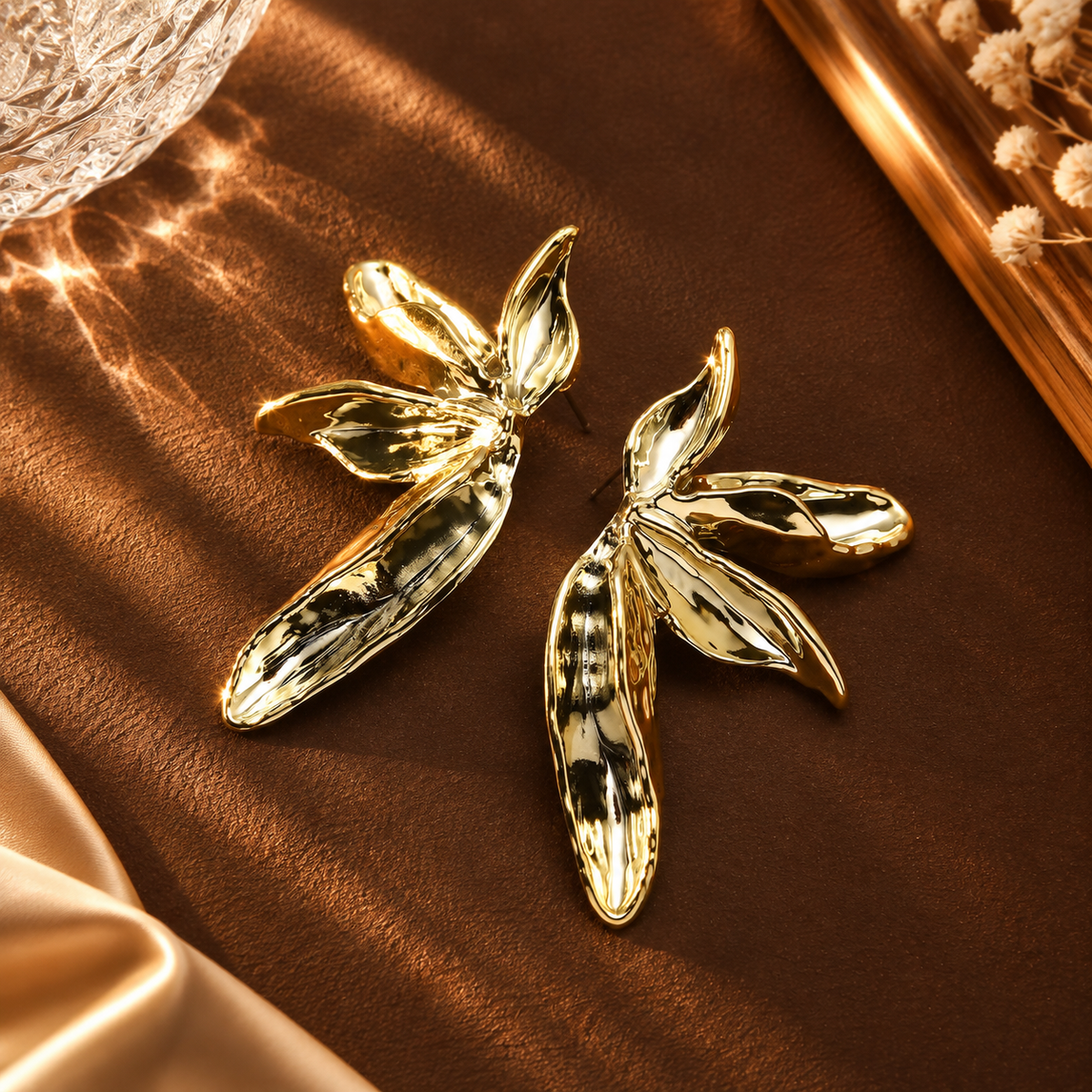 Vintage Sculptural Botanical Leaf Earrings