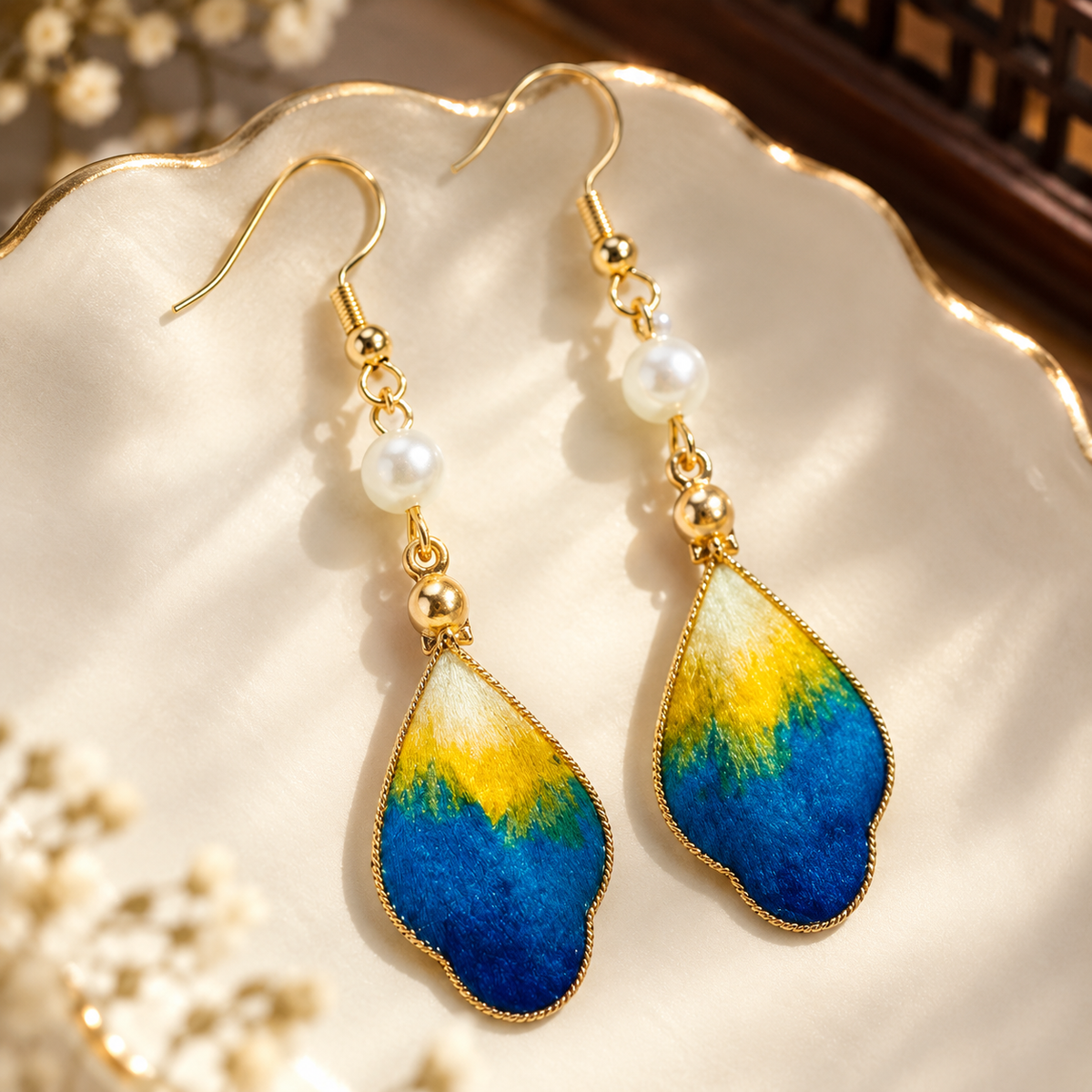 A Thousand Miles of Landscape Silk-Thread Velvet Drop Earrings