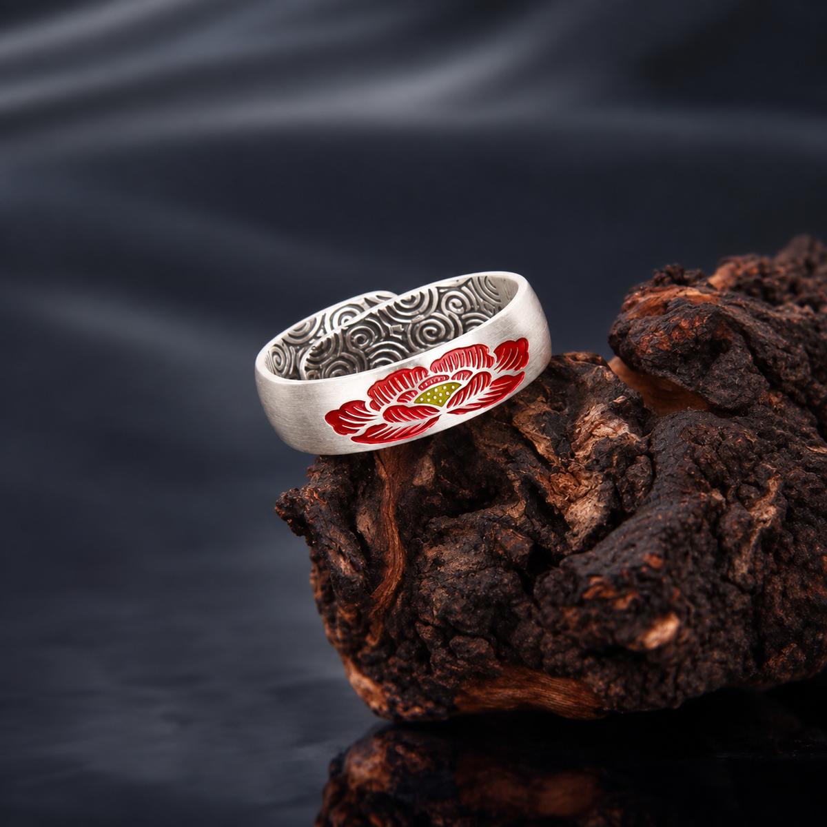 Lotus Heritage Enamel 999 Silver Ring