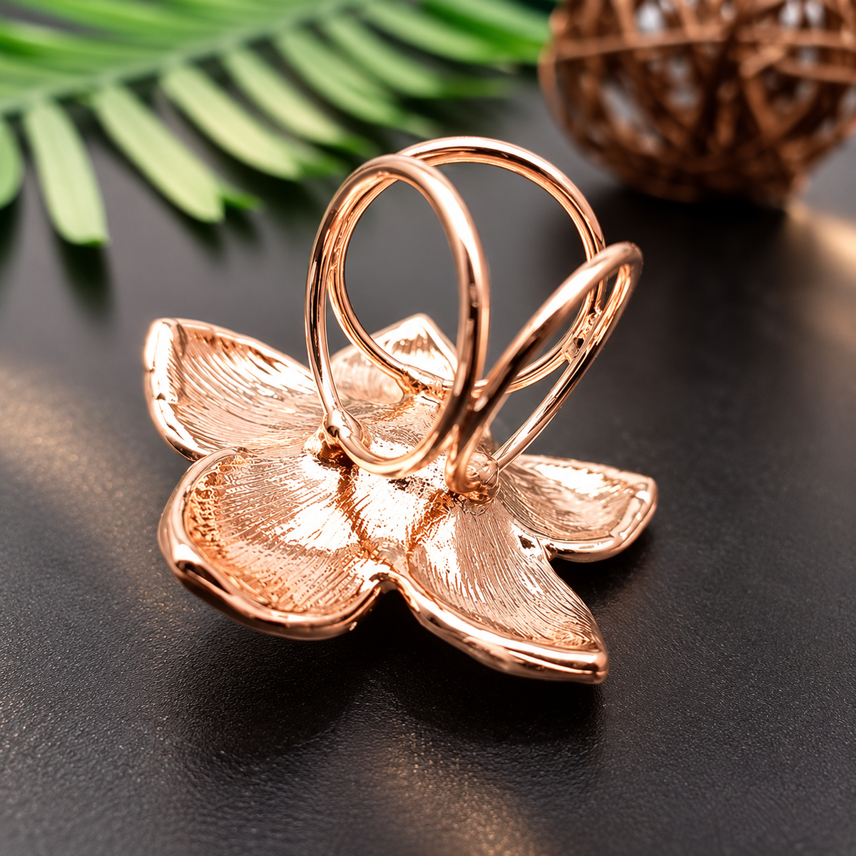 Blooming Elegance Triple-Ring Floral Scarf Clip